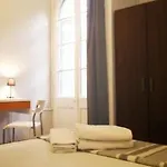 La Isla Πανσιόν 2*
