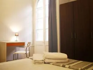 La Isla Gæstehus 2*