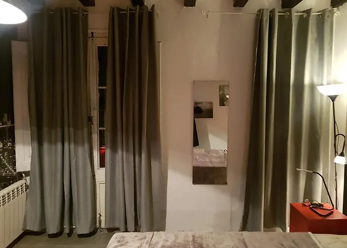La Isla Gæstehus 2*