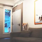 La Isla 2*