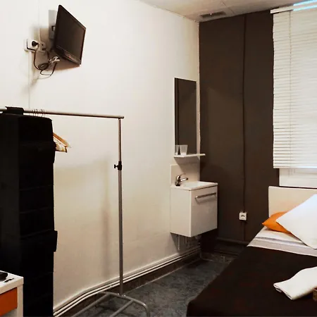 La Isla Guest house 2*