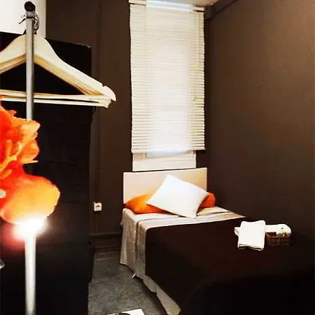 La Isla Guest house 2*