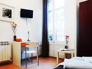 Vendégház La Isla Barcelona